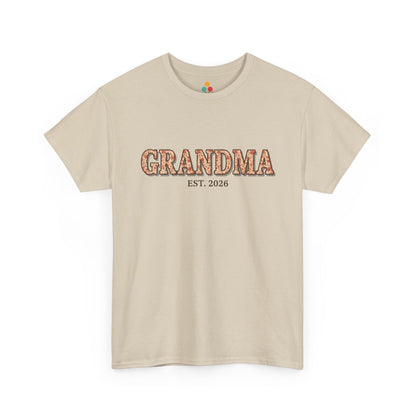 Grandma Est 2026 Sand T-Shirt – Retro Floral New Grandmother Gift | TEEZOCA 
