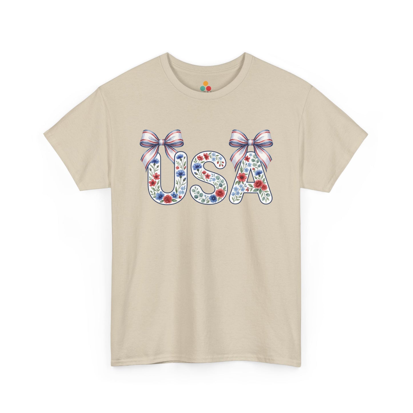 USA Floral Coquette beige T-Shirt – Retro Patriotic Gift for Women | TEEZOCA 