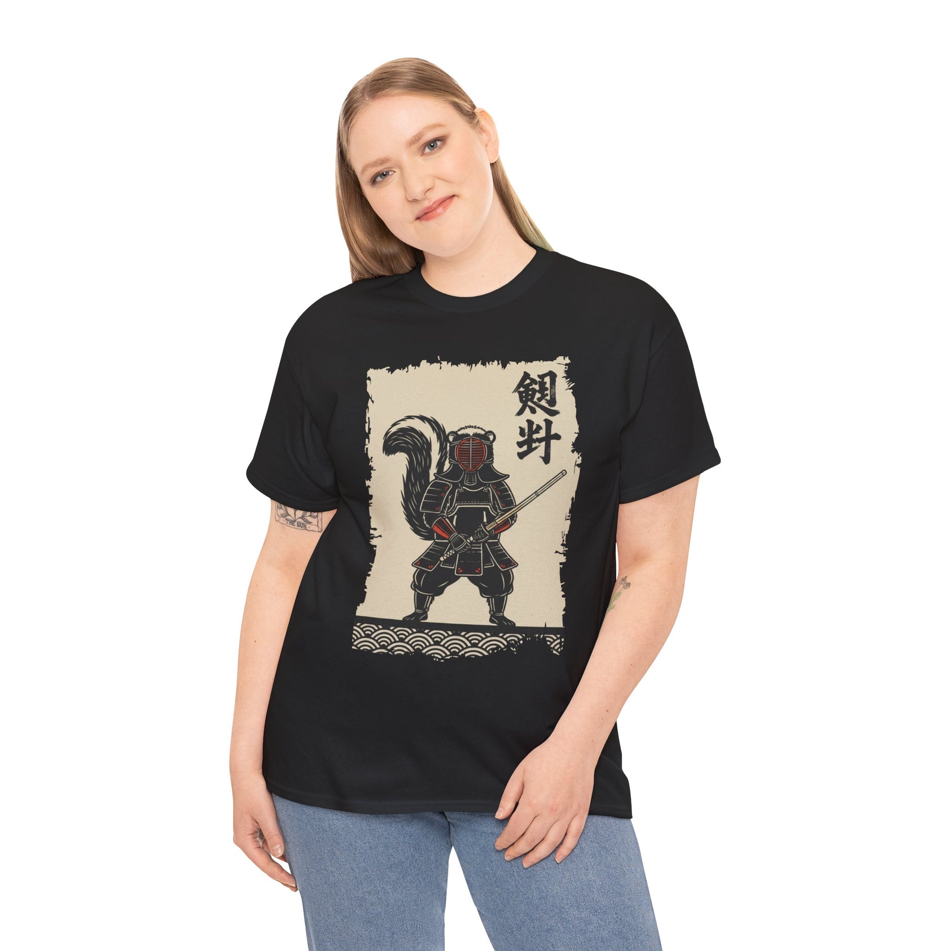 Vintage Japanese ukiyo-e style skunk samurai kendo warrior with wave pattern Black women Tee shirt